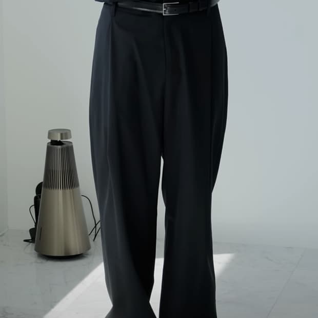 [새상품] 아모멘토 울 마틴팬츠 블랙 M사이즈