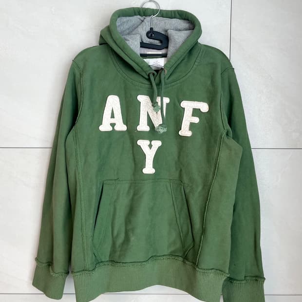 새상품 아베크롬비 A&F 말차 후드티 [S]