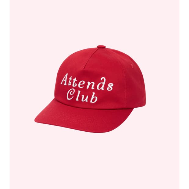 Attends club cap red