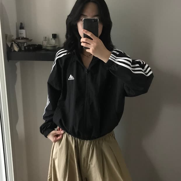 (W) 아디다스 에센셜 3S 우븐 윈드브레이커 자켓 블랙 화이트 
