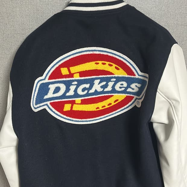 품절상품 디키즈 바시티 L