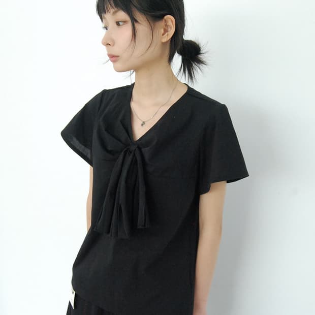 Bon sens ribbon top