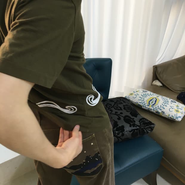 꼼데가르송 옴므플러스 수염자수 반팔