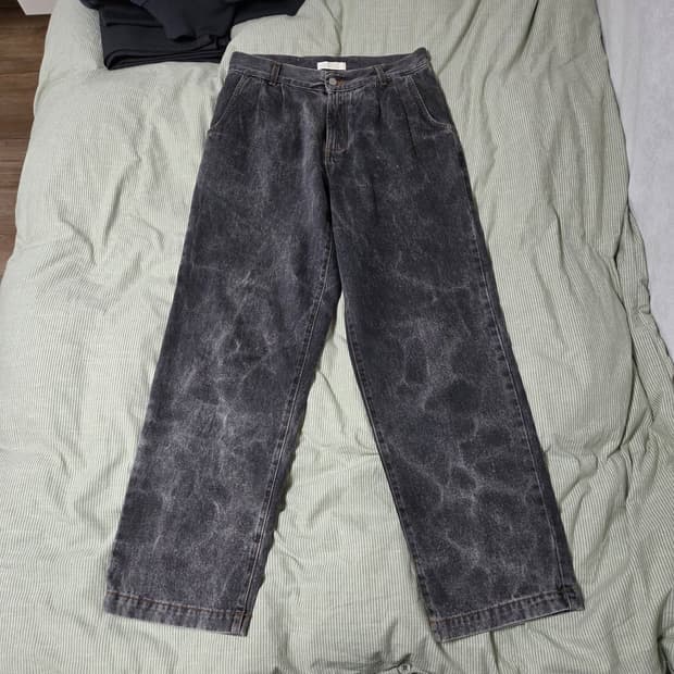 엠에프펜 MFPEN 빅 진 마블워시 S / 와이드 흑청바지 러프사이드