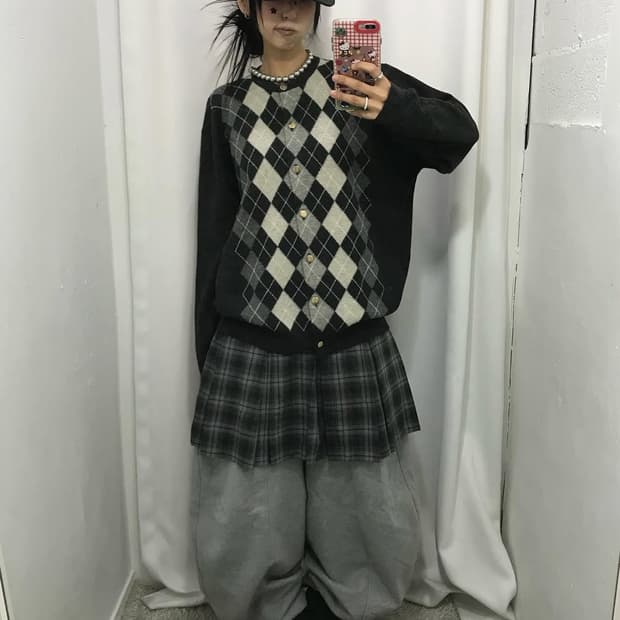 버버리 램스울 아가일 니트 가디건