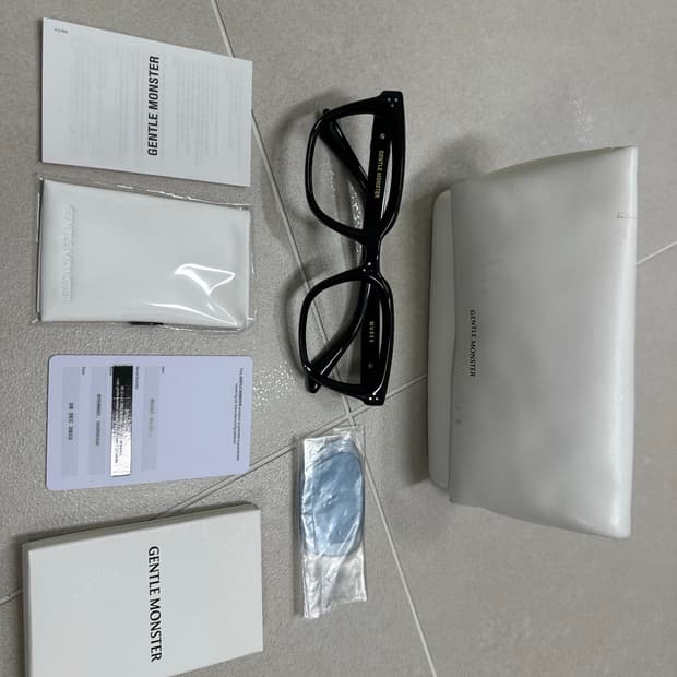 젠틀몬스터 뮤지 MUSEE 안경