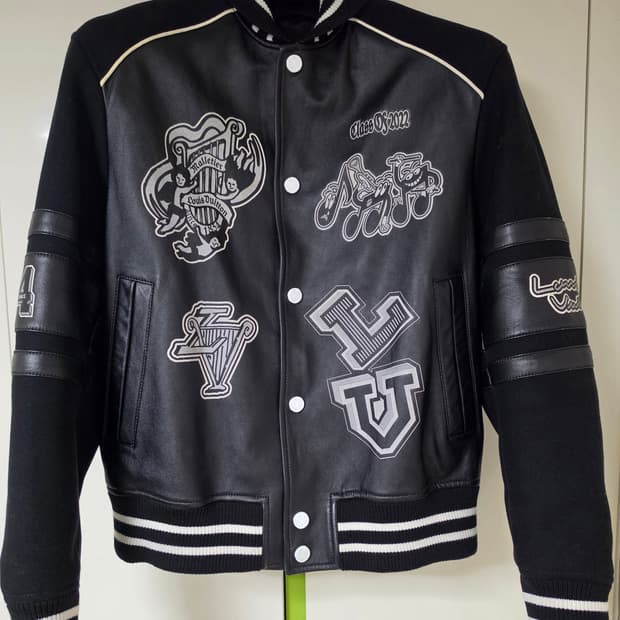 루이비통 클래스 오브 2022 레더 자켓 50사이즈 100-105사이즈