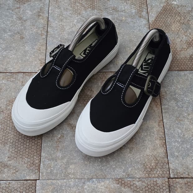 (230)반스 메리제인 블랙 화이트 