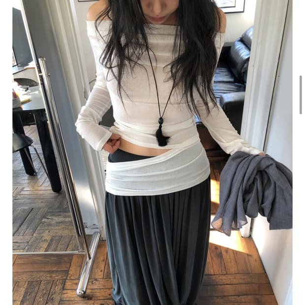 (새상품) 이이알하우스 Cut piece tee 검정