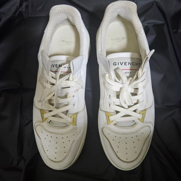 지방시 윙 로우 스니커즈