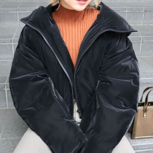 (OS)MURUA 글로시 크롭 패딩