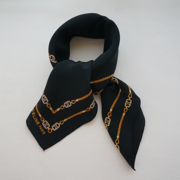 셀린느 실크 손수건