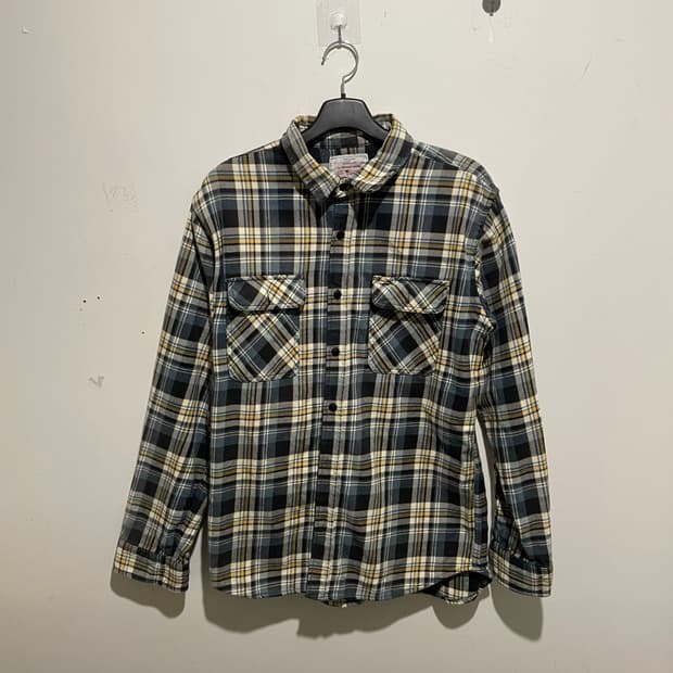 아비렉스 체크 셔츠