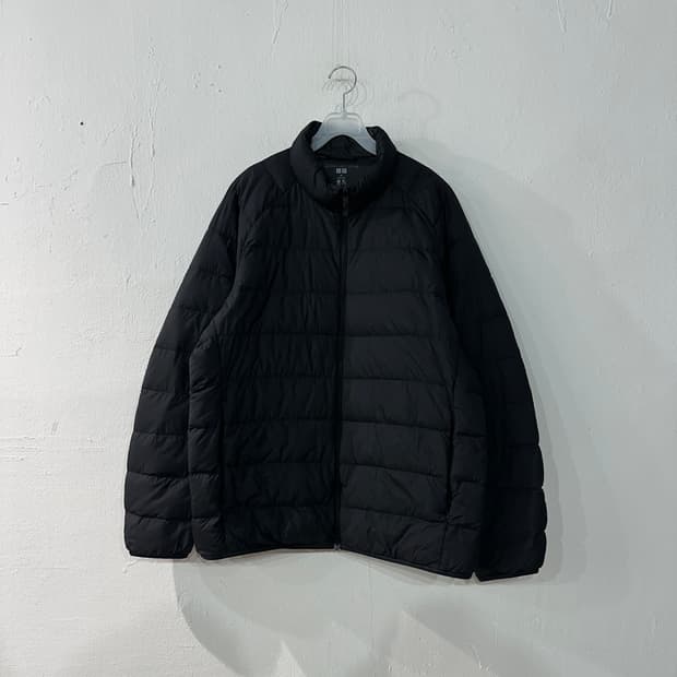 유니클로 울트라라이트다운 경량패딩 XL