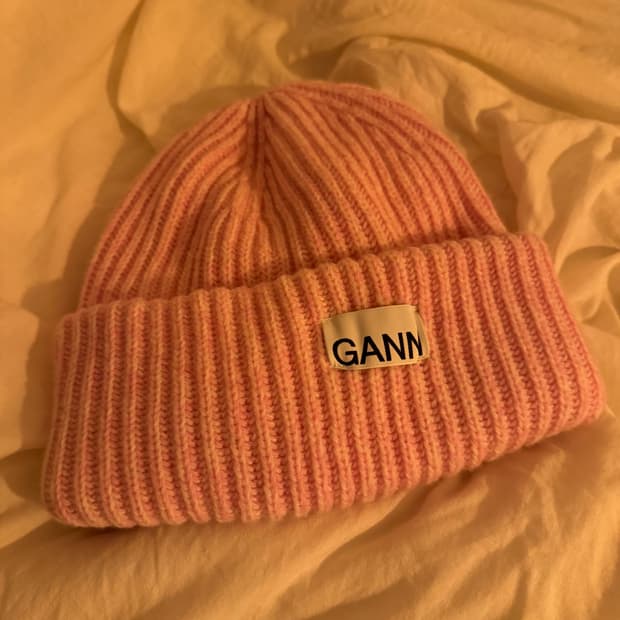 가니 핑크 비니