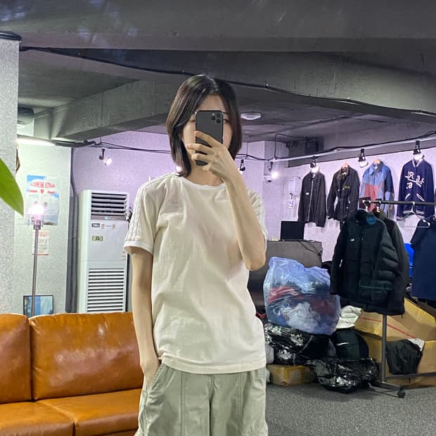 아디다스 아이보리 트랙탑 반팔티B3247