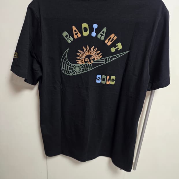 [새상품] 나이키 반팔 M