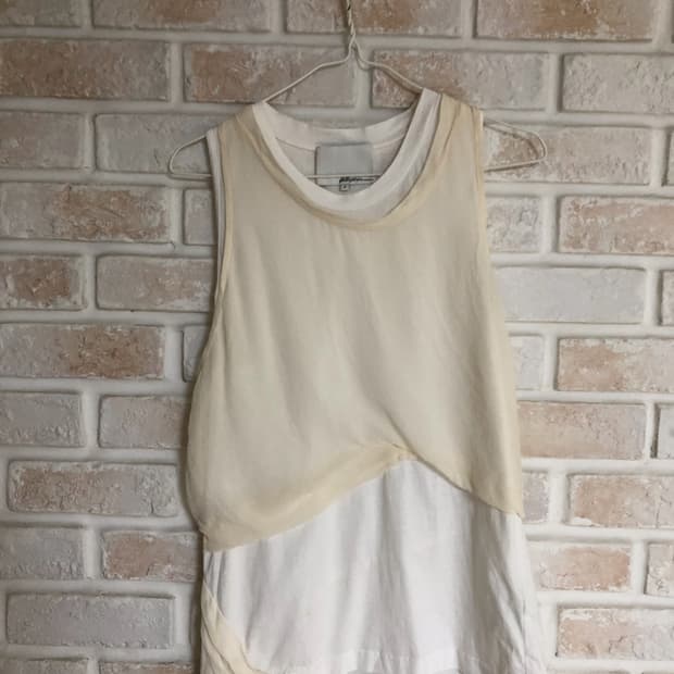 Sleeveless 01