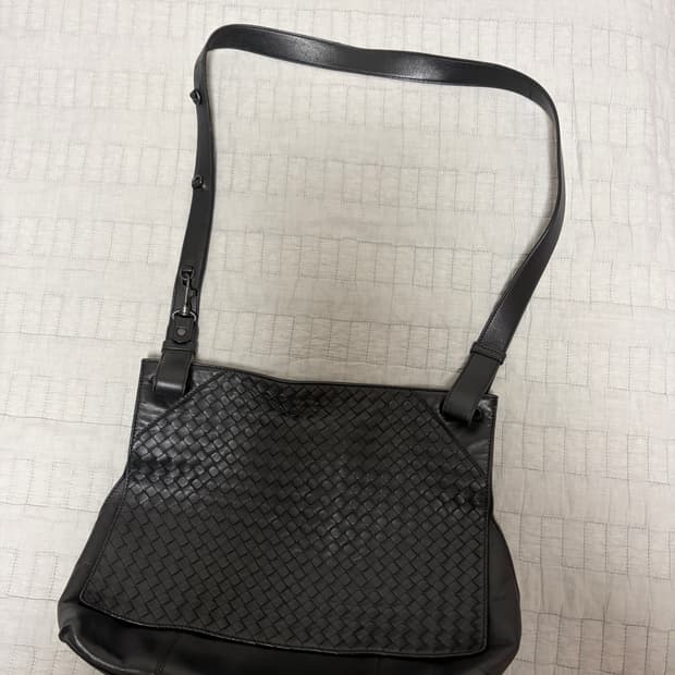 (정품)보테가베네타 크로스백