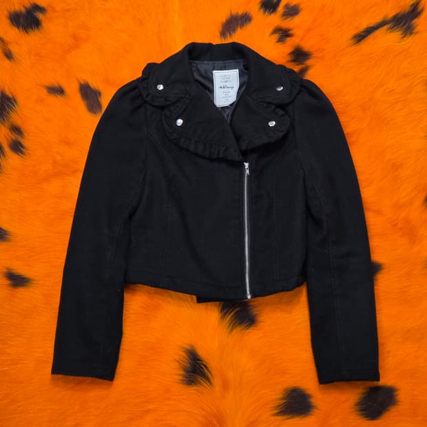 JPN 프릴 블랙 폴리 라이더 자켓