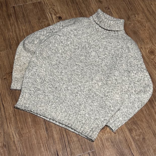 [M] 크레이션 큐브 빈티지 터틀넥 니트 스웨터