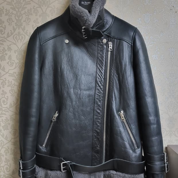 리얼무스탕.프레즈