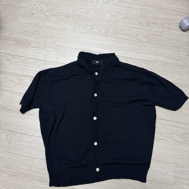 트릴리온 반팔 니트