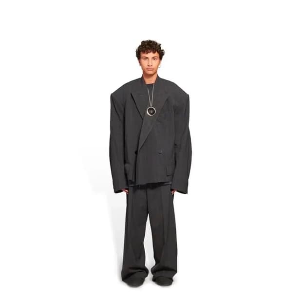 [1/S] 발렌시아가 winter 22 크롭 블레이져 셋업