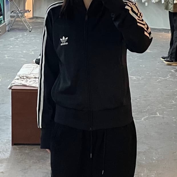 아디다스 파이어버드 블랙 트랙탑 져지 H1496