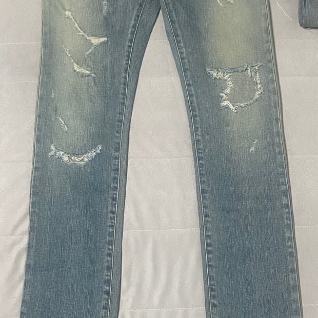 생로랑 16fw 디스진 28 에디시즌