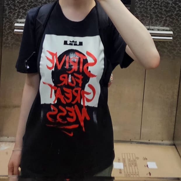 나이키 운동 반팔 티셔츠