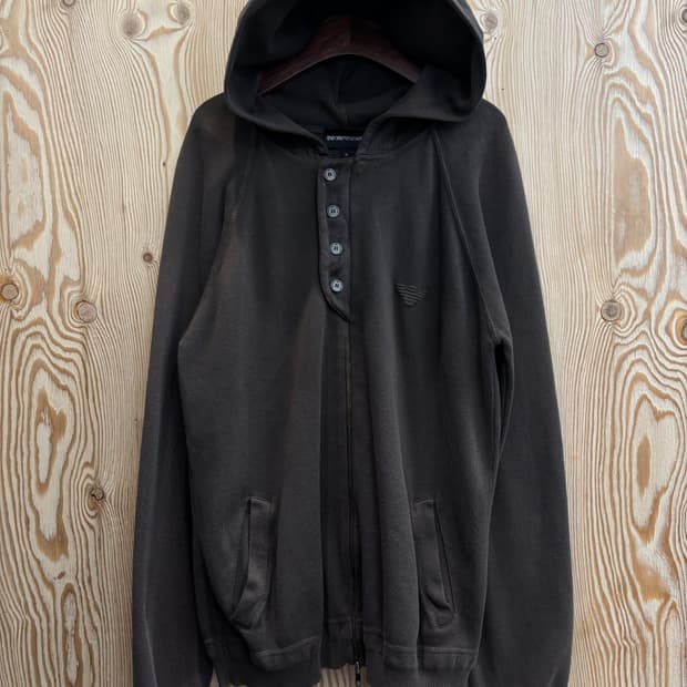 엠포리오 아르마니 헨리넥 니트 후드집업