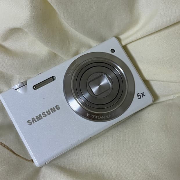 삼성 미러팝 MV800 디카 화이트