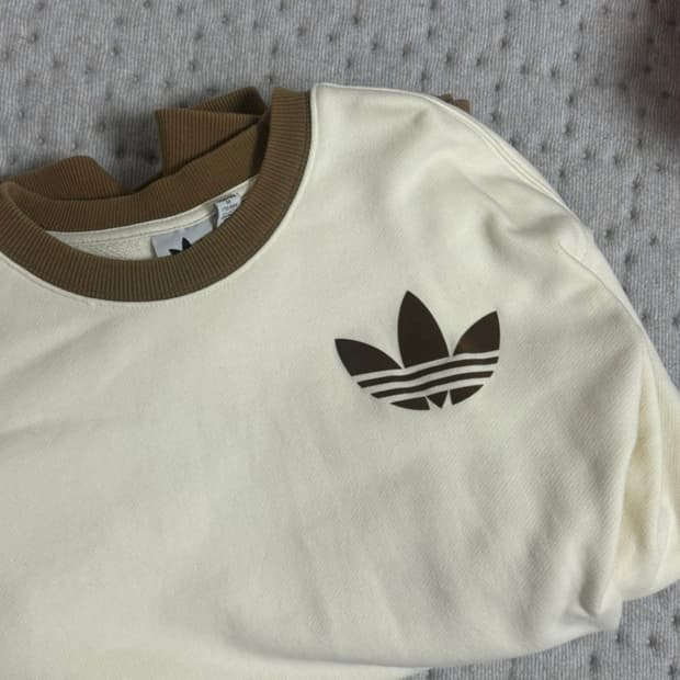 아디다스 맨투맨