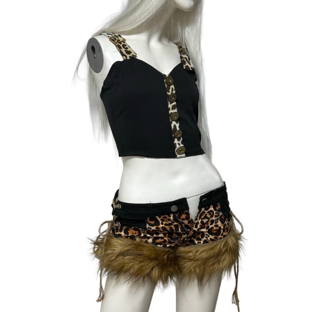 D.i.a 다이아 갸루 호피 슬리브리스