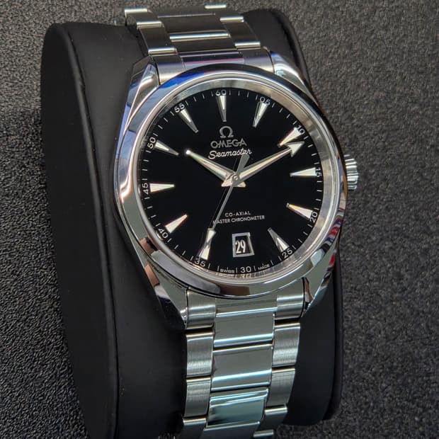 오메가 아쿠아테라 블랙래커 38mm