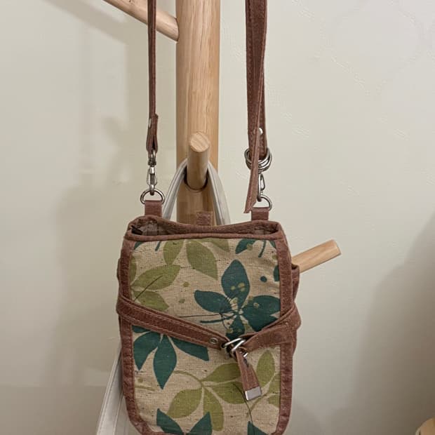 나뭇잎 그런지페어리 모리걸 크로스백 가방