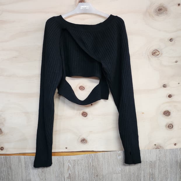 473) 유즈 YUSE 니트