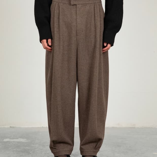 아모멘토 울 시어링 팬츠 M(다크 브라운)