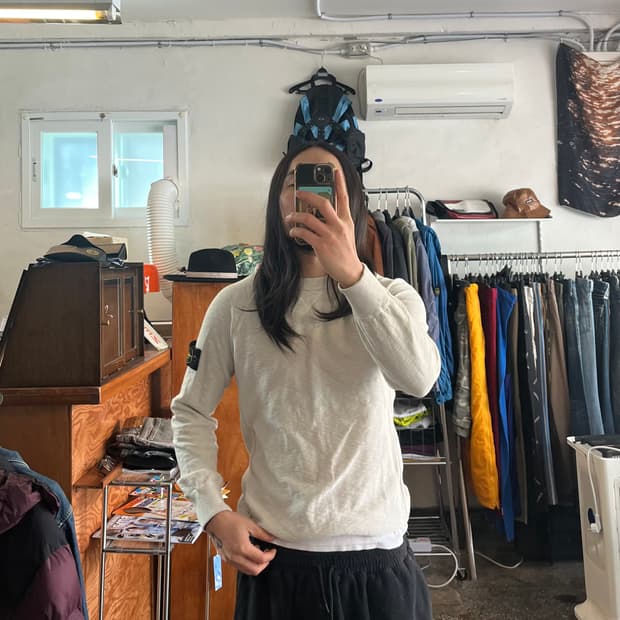 스톤아일랜드 아이보리 니트