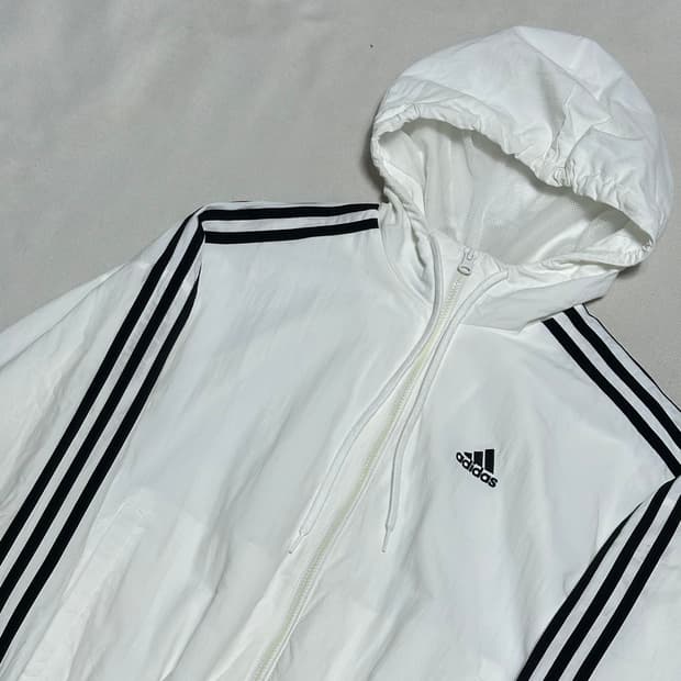 XS 아디다스 첼시 화이트 크롭 후드 바람막이 