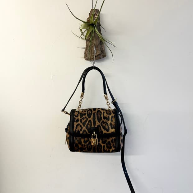 돌체 앤 가바나 레오파드 프린트 숄더백