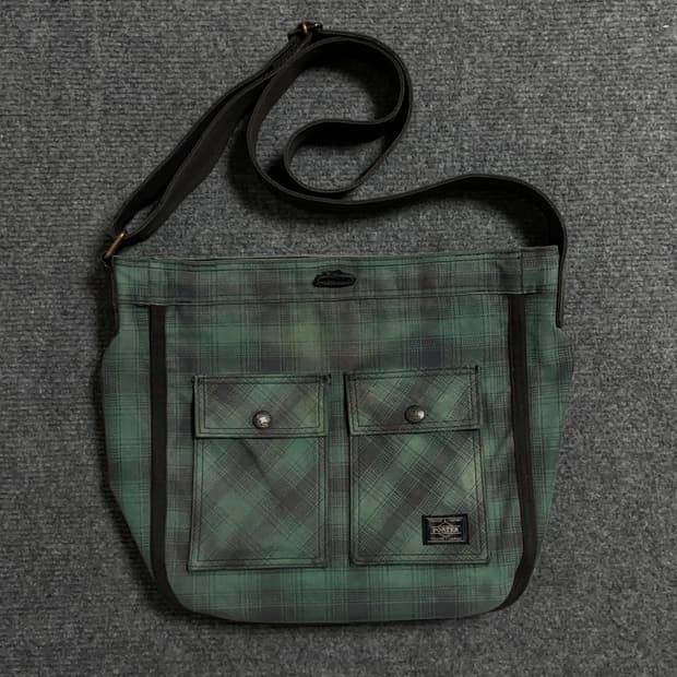 포터 체크 리버시블 숄더백