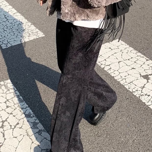 코듀로이 벨벳 자카드 부츠컷 팬츠