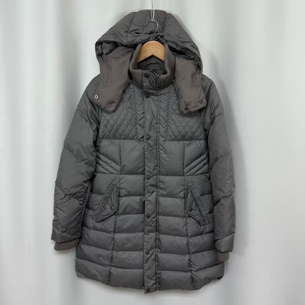   리바이스 여자 패딩 오리털 M
