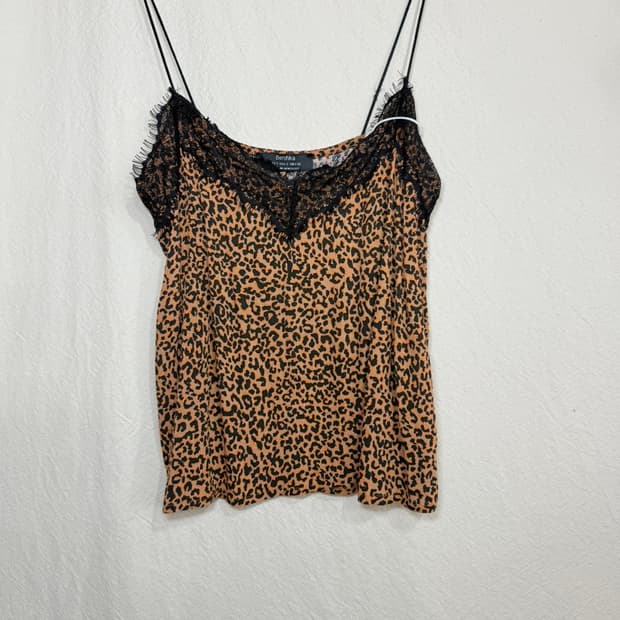BERSHKA 호피 레이스 나시