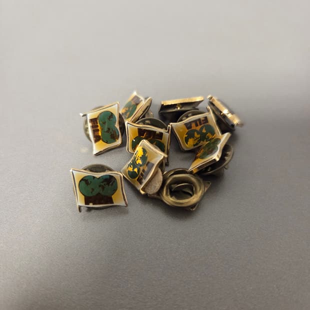 FILA 빈티지 글로브 플래그 뱃지