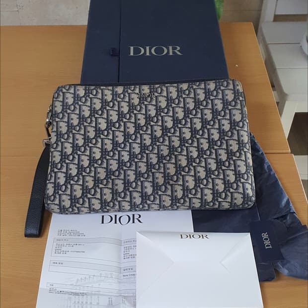 디올 아이패드 클러치백/파우치백 정품A급(영수증O)