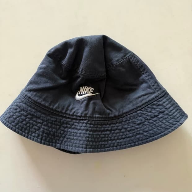 나이키 버킷햇 네이비 L/XL 새상품