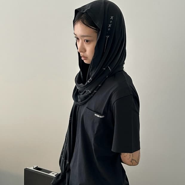 혜인서 Graphic Scarf